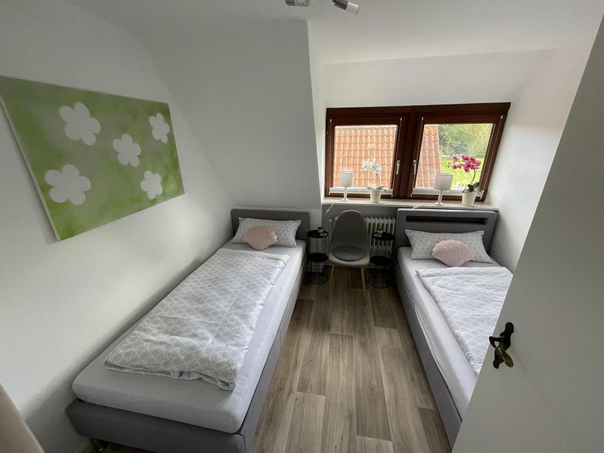 Ferienwohnung Alice Burhave Exterior photo